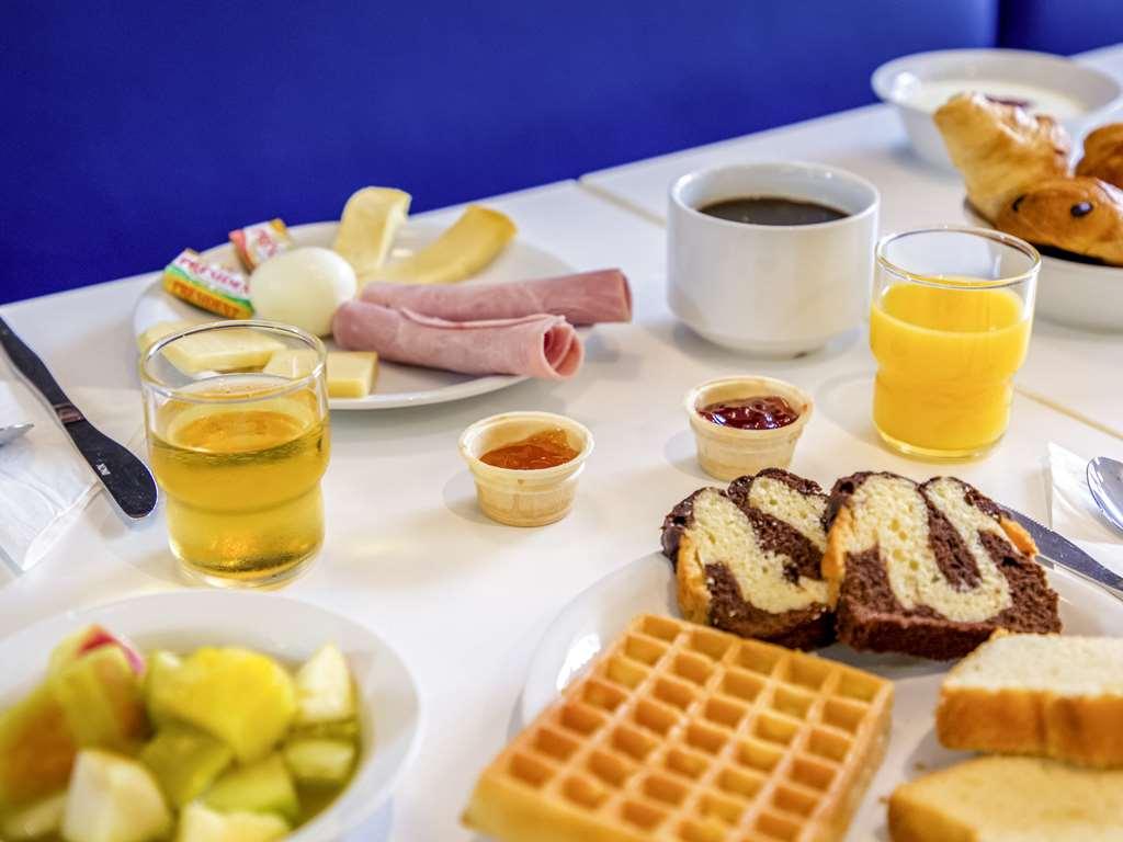 Ibis Budget Grenoble Sud Seyssinet Restaurant foto