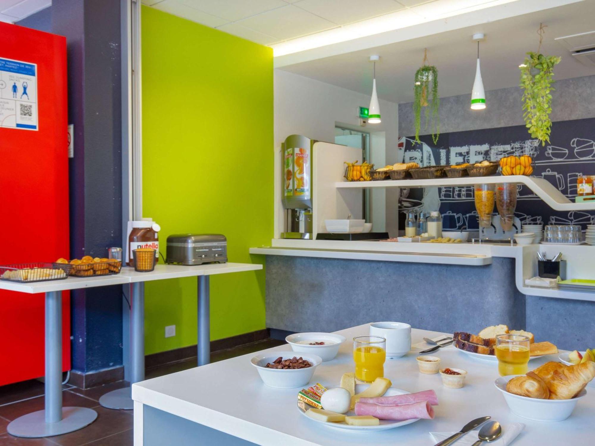 Ibis Budget Grenoble Sud Seyssinet Exterior foto