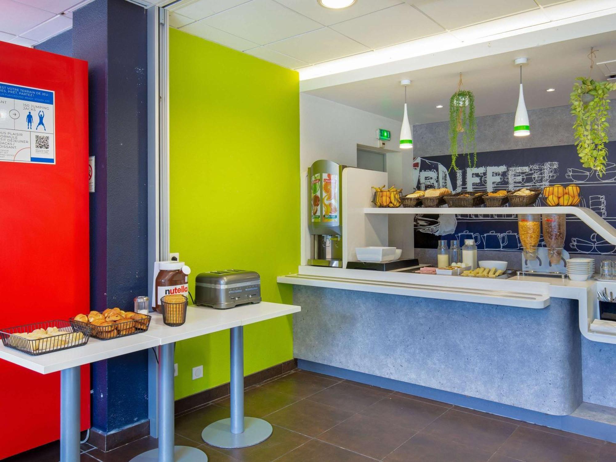 Ibis Budget Grenoble Sud Seyssinet Exterior foto